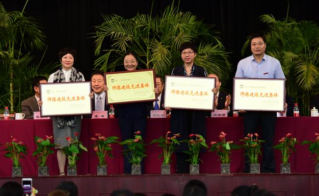 http://www.xisu.edu.cn/__local/5/27/59/1B4AC805C00AC5571B4710AF792_71D19660_12EB0.jpg