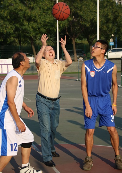 http://www.xisu.edu.cn/__local/B/44/84/A732943ECB6653AC875E55BCB6B_1524489D_17506.jpg